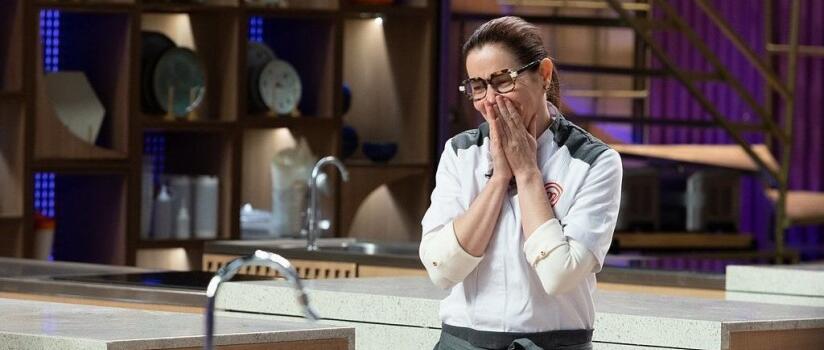 Quem é Marina Queiroz, envolvida em polêmica no "MasterChef Confeitaria" | CNN Brasil