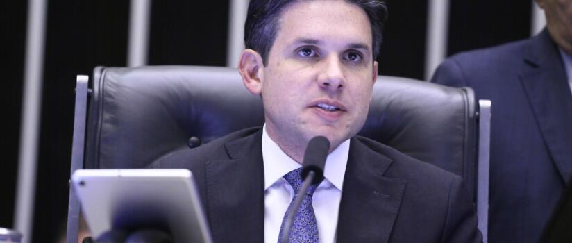 Sem medidas de ajuste fiscal, Câmara aprova inclusão adulteração de bebidas nos crimes hediondos