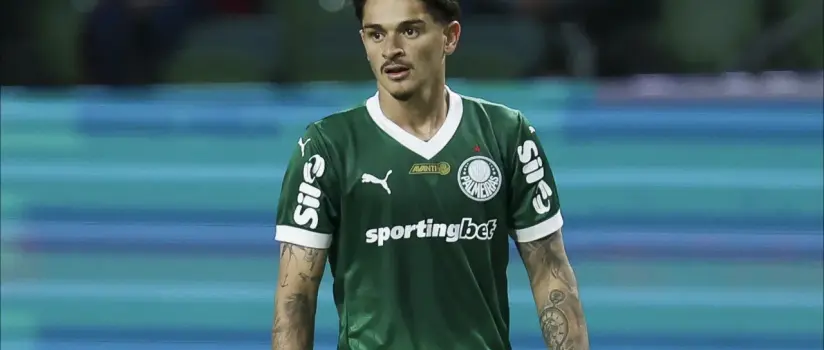 Lateral vira preocupação no Palmeiras após vitória contra o River