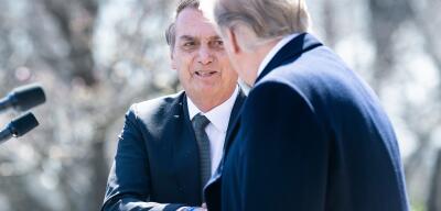 'Bolsonaro é página virada para Trump', diz ex-embaixador dos EUA no Brasil