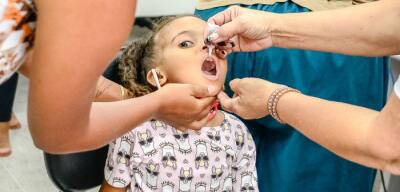 ES em Rede: Vitória supera meta de vacinação no Dia Mundial de Combate à Poliomielite - ES em Rede®