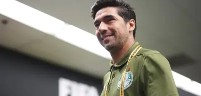 Abel retorna ao Palmeiras após folga estendida; Veiga avança em recuperação