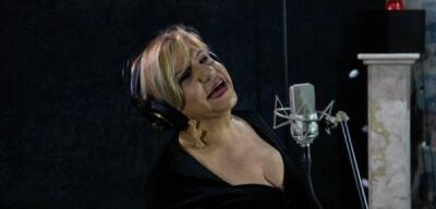 Santo André recebe Eliana de Lima no "Segue o Baile"